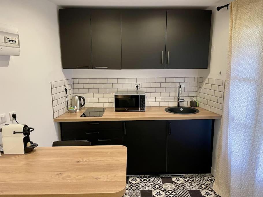 Le Moulin 2 - Appartement Arenes Romaines- Beziers Gare - Wifi- Tv Connecte Luaran gambar